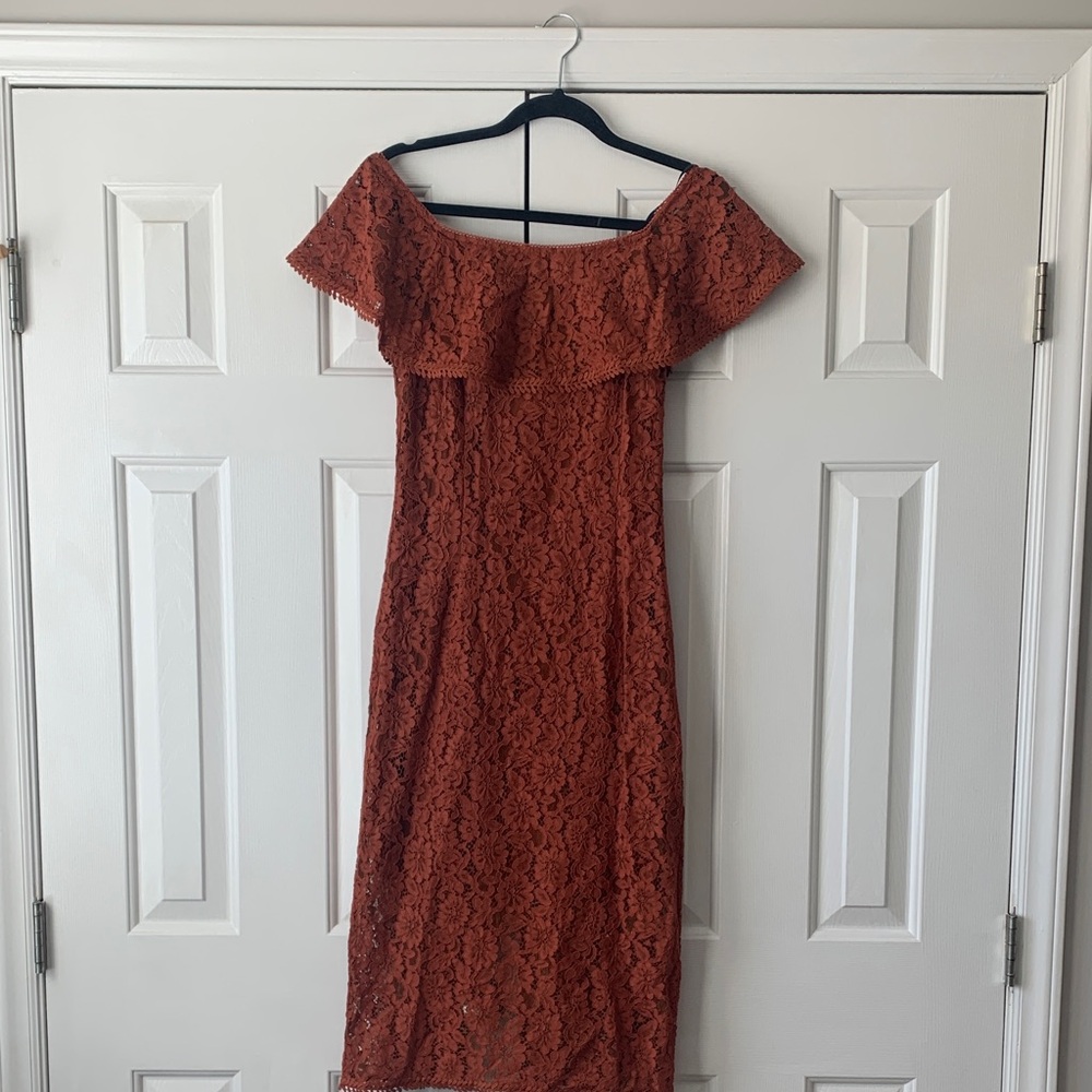 Lulu's Rust Lace Off-Shoulder Midi Dress
